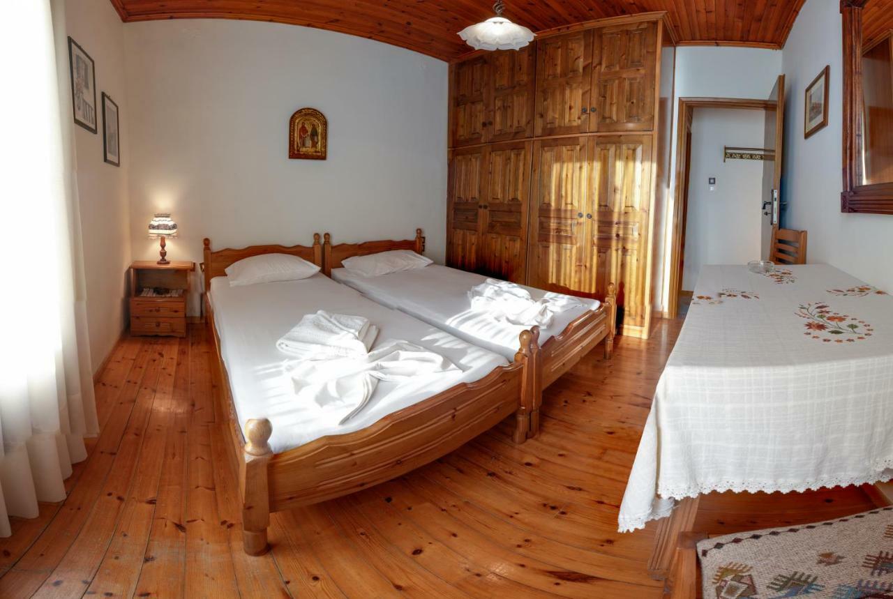 House Chrissa Apartment Митимна Екстериор снимка